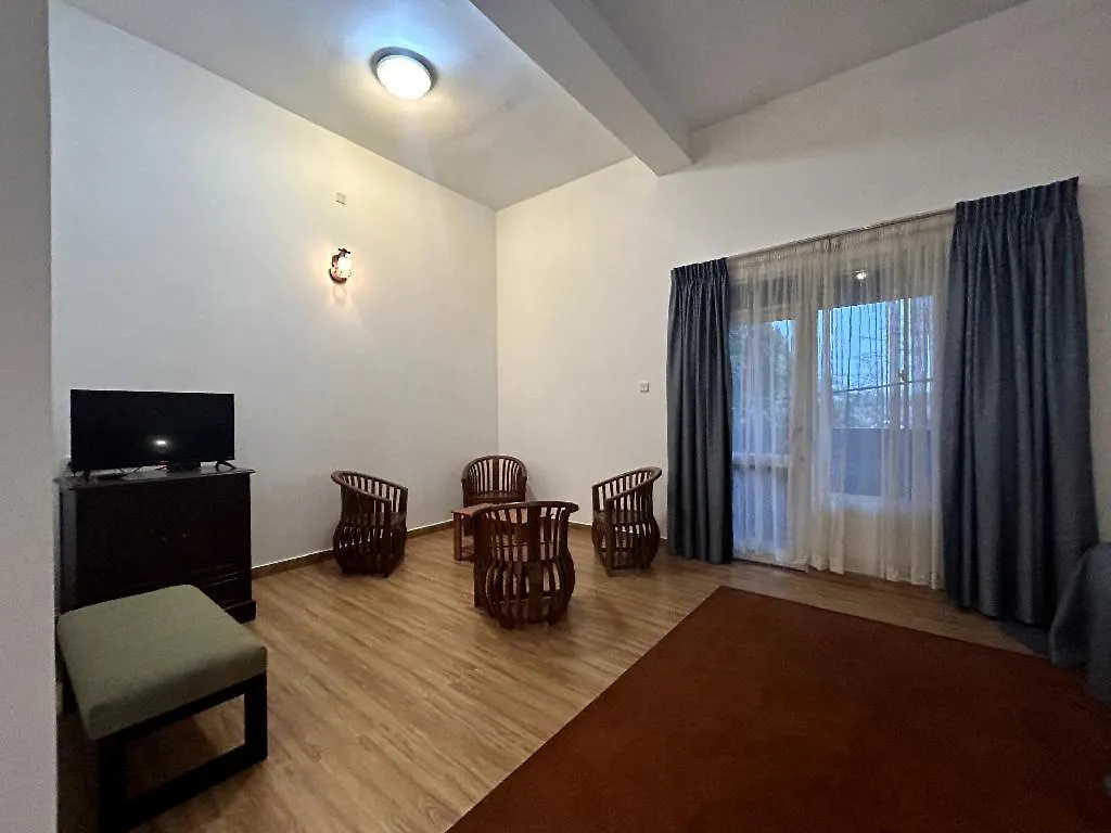 *** Hotel K And K Country Resort Minuwangoda Sri Lanka