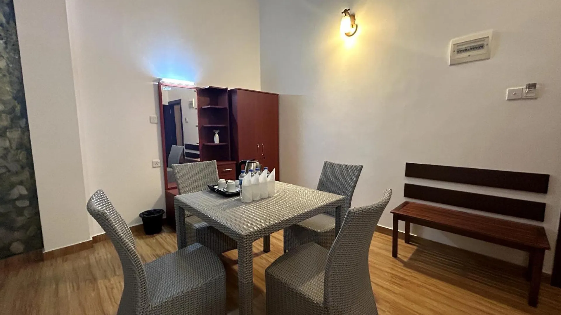 K And K Country Resort Minuwangoda Hotel