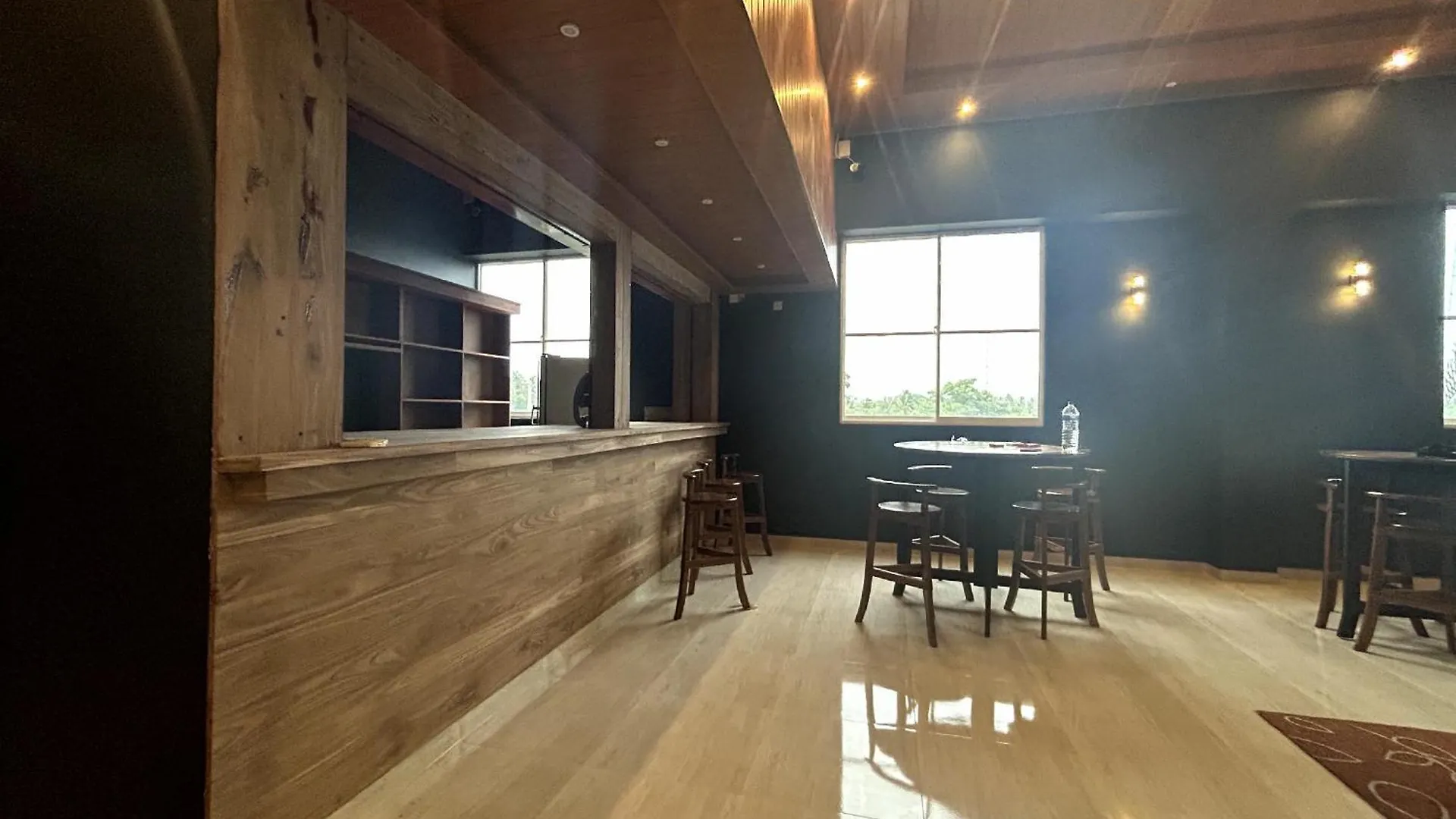 K And K Country Resort Minuwangoda Hotel