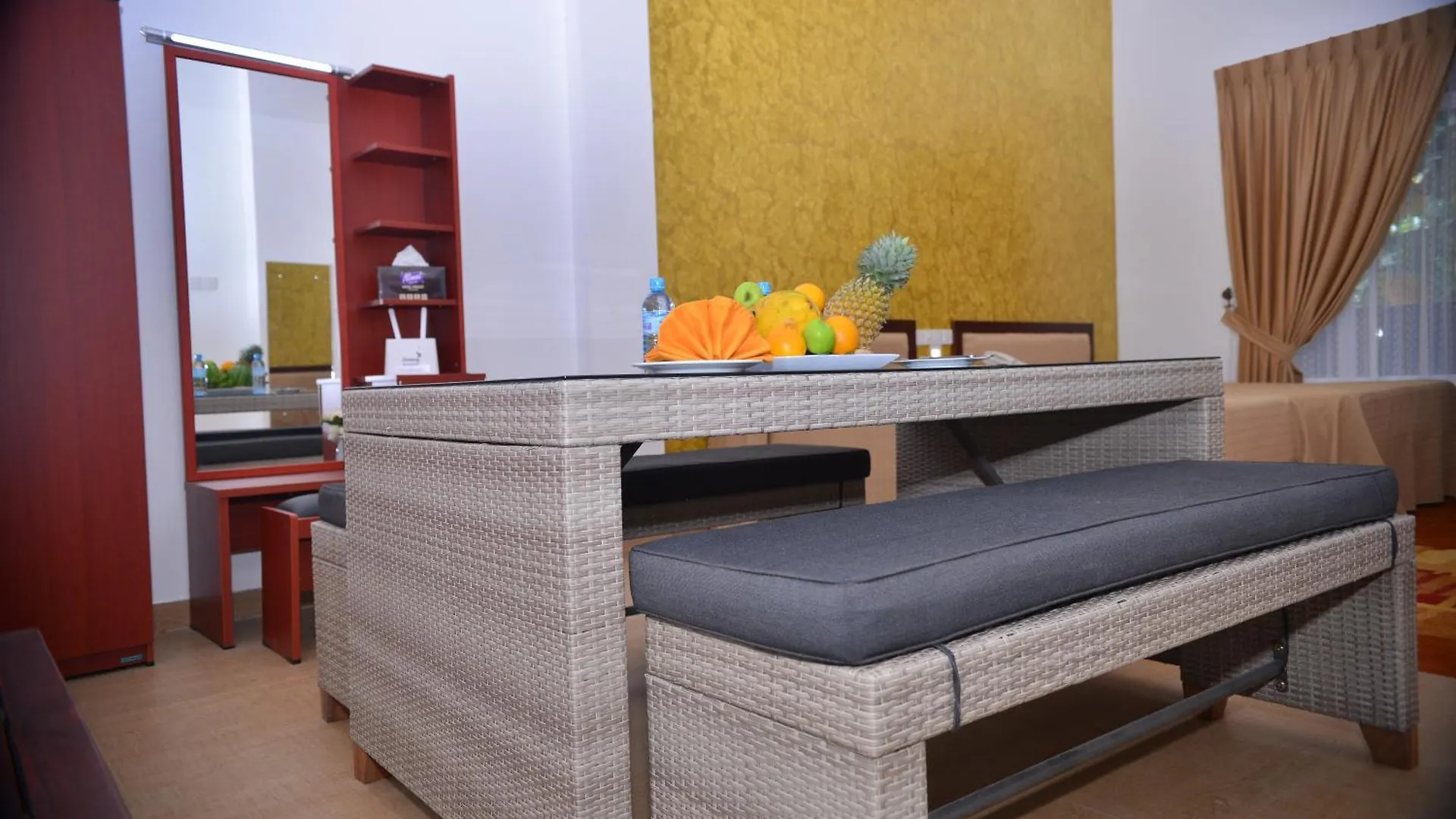 K And K Country Resort Minuwangoda Hotel