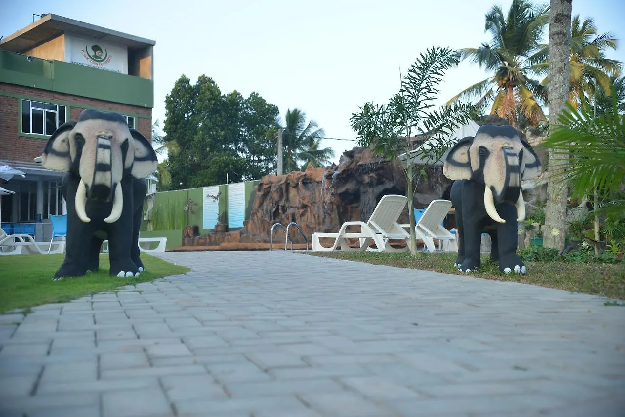 K And K Country Resort Minuwangoda 3*,